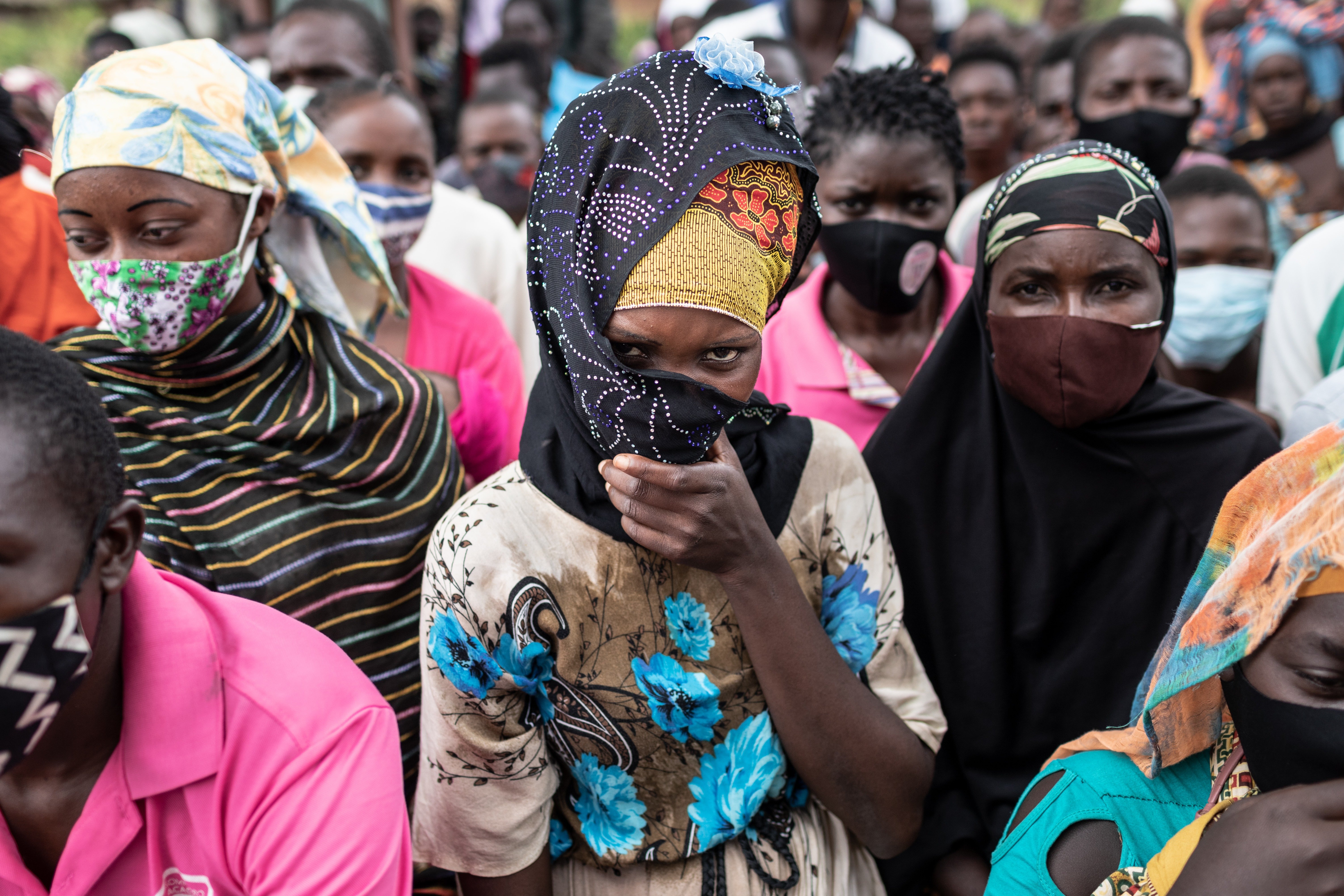 A camp for displaced people in Pemba, Cabo Delgado's regional capital. It shelters arrivals from Palma, a town fuerher north attacked by insurgents in 2021. Credit: Chris Huby/Le Pictorium/Cover Images