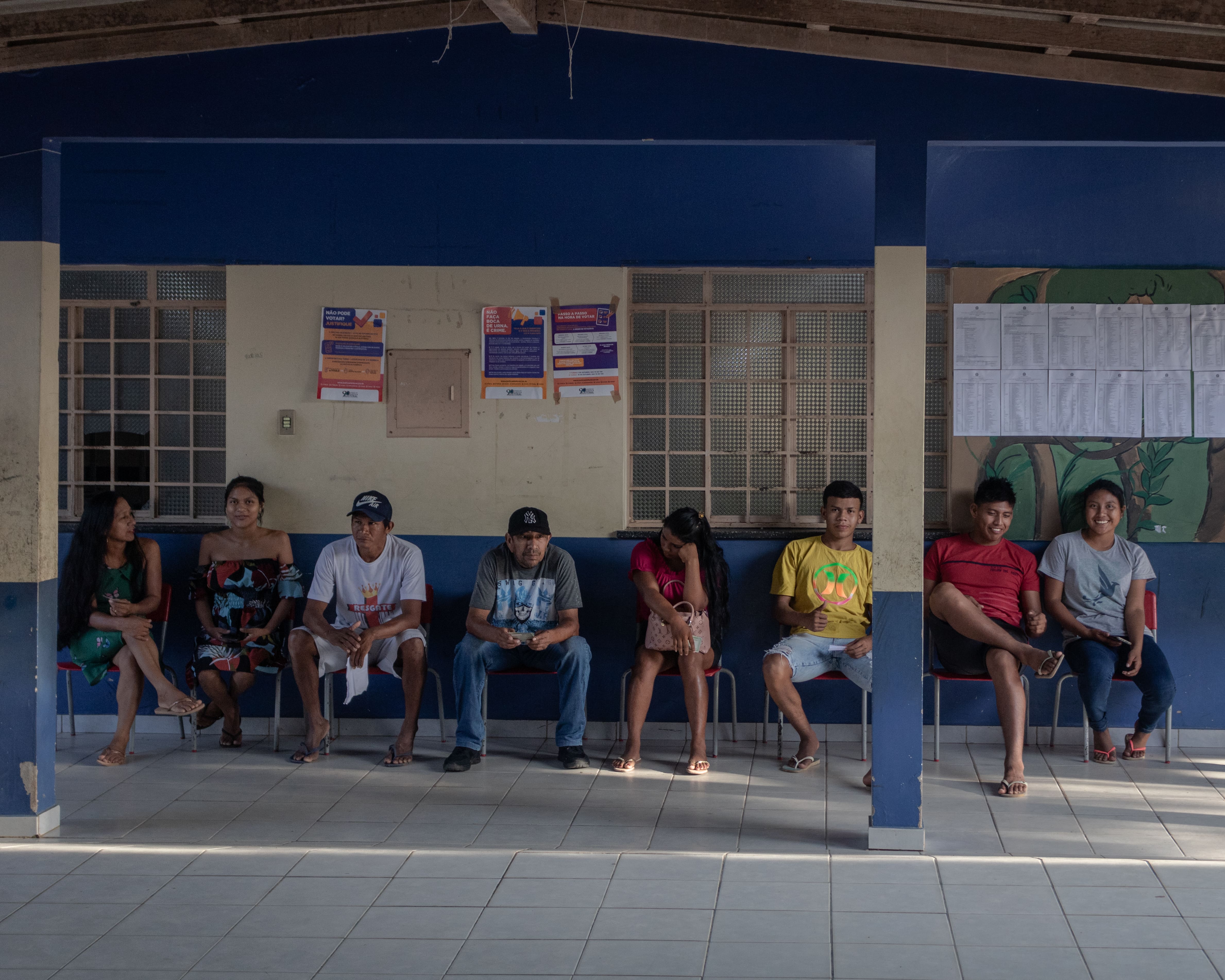 Residents of Tabalascada wait in line to vote ahead of the 2 October general elections. Lula won the first round presidential vote with 48% of the ballots compared to 43% for Bolsonaro, but he failed to secure the majority needed for outright victory.