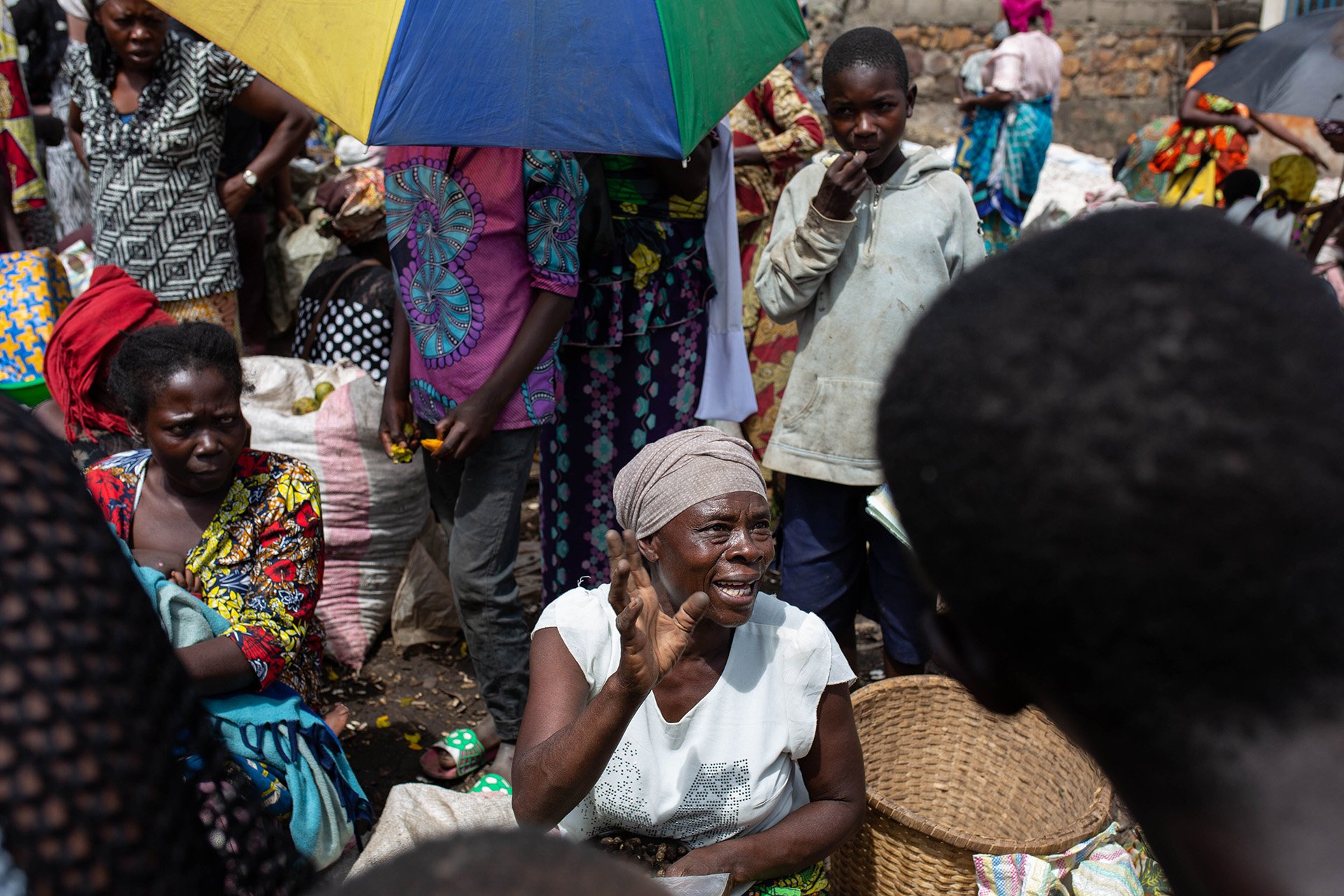 A market day in Minova