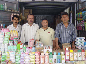 [Turkmenistan] Afghan refugees running their own shop in Turkmenabad.
