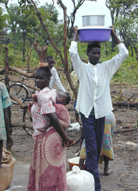 [Zambia] Kala Refugee Camp in Zambia, HCR food distribution.