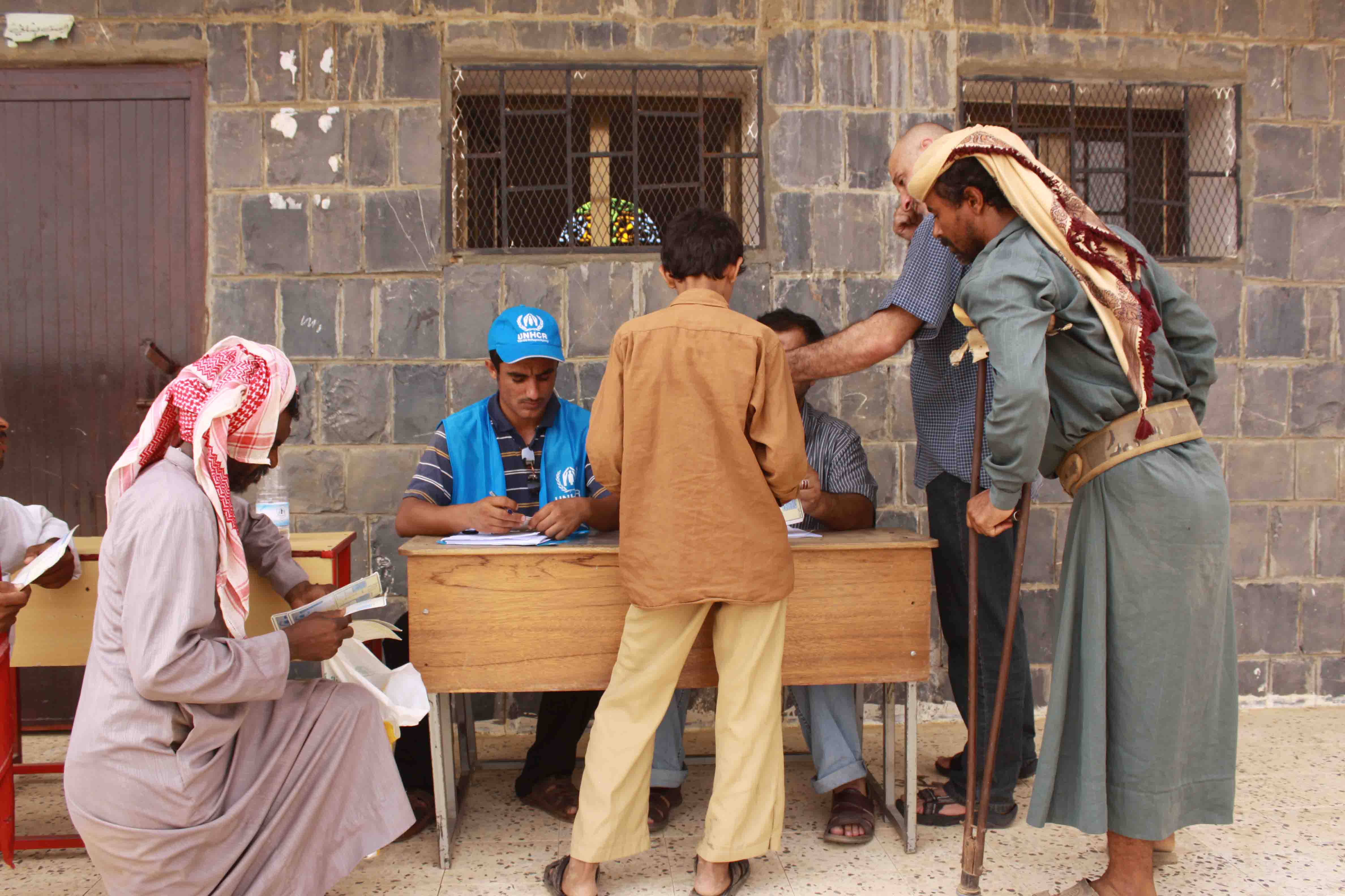 UNHCR registers IDPs in Al Yarmuk School in Hajja Governorate, northern Yemen