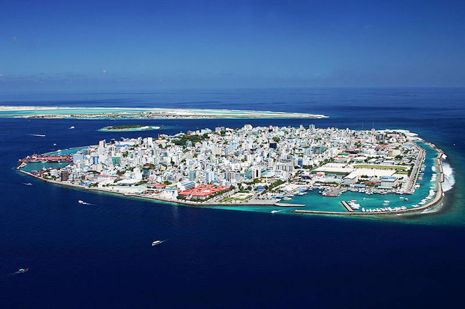 Male, the capital of the Republic of Maldives, an island country consisting of a group of atolls about 700km southwest of Sri Lanka. With an average ground level of 1.5 metres above sea level, it is the country with the lowest highest point in the world, 