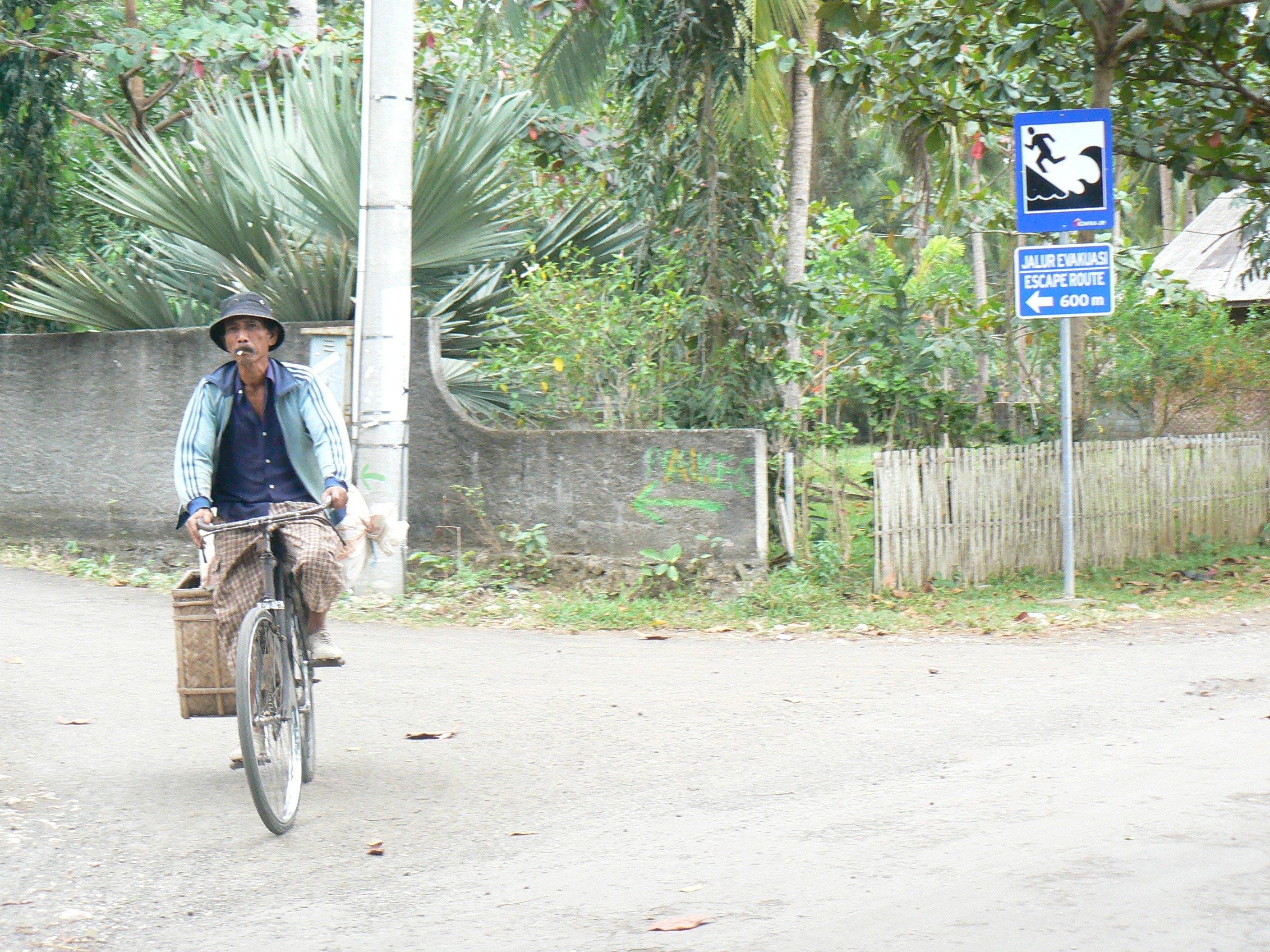 As part of the city's disaster preparedness efforts, Padang authorities have constructed a number of tsunami evacuation routes in the city