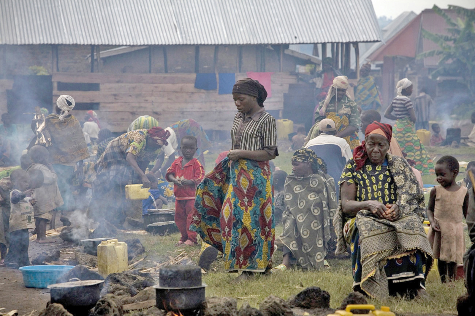 Displaced people shelter in a school in Bunagana town, North Kivu, eastern DRC (May 2012)