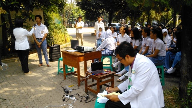 Health workers gather in an effort to raise greater awareness of mental health. The Indonesian government hopes to expand community access to mental health services, an area long overlooked and neglected 