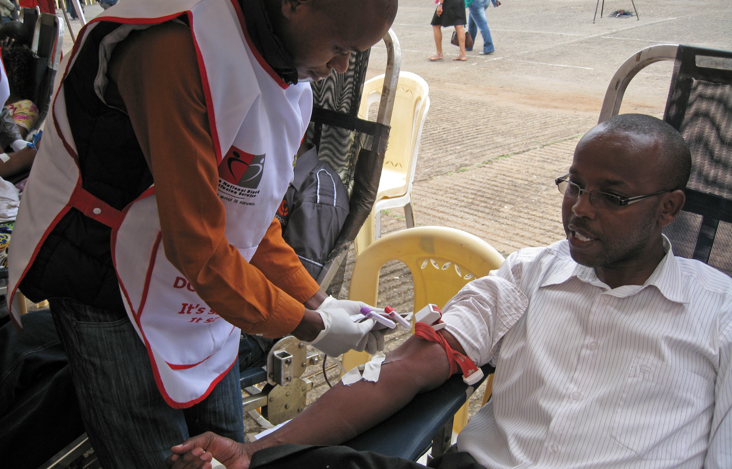 One of the many volunteers who have turned for a blood donation exercise being coordinated by the Kenya Red Cross in Nairobi