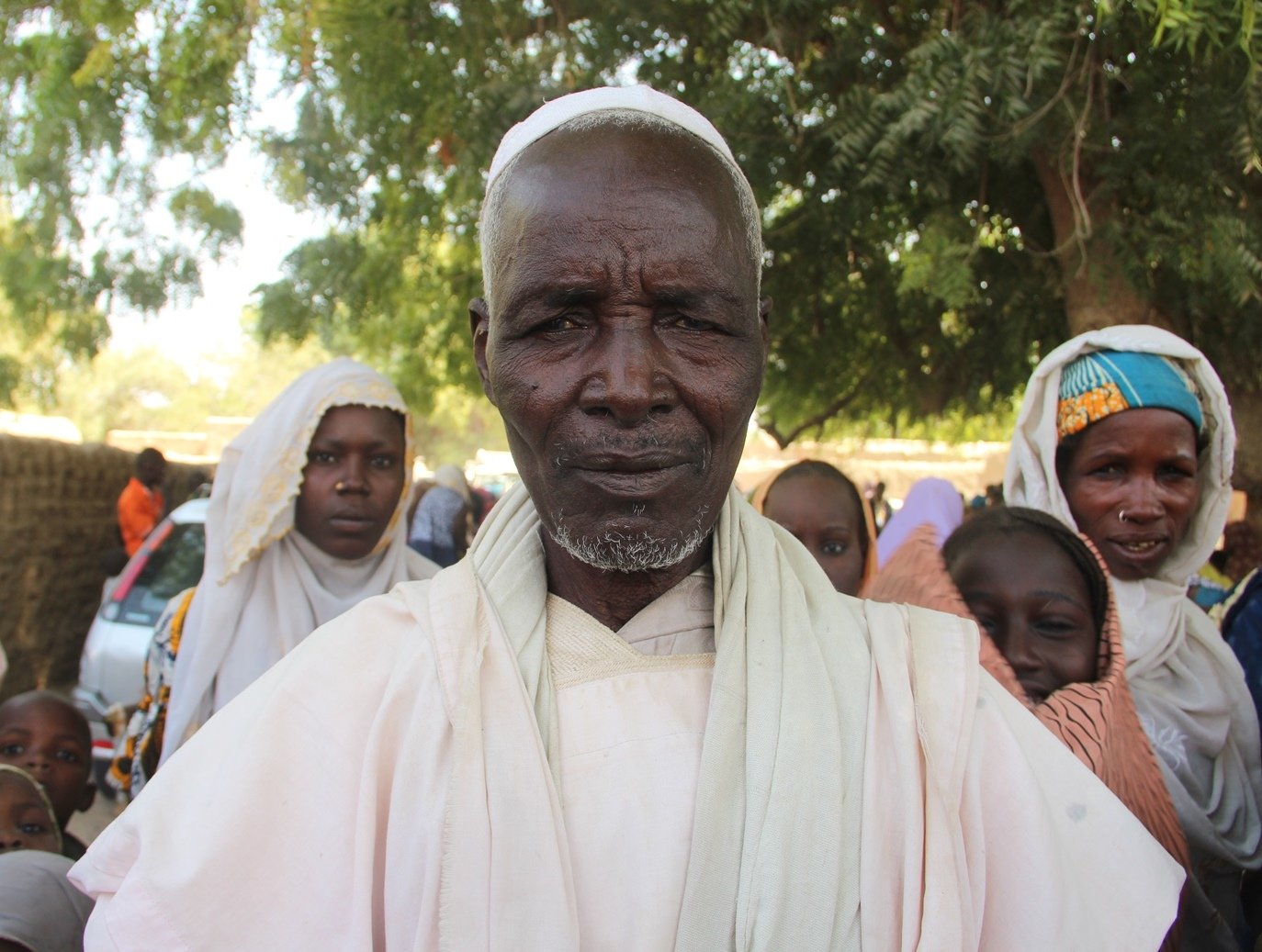 Selon Kaselma Bouma, chef du village de Gasseré, les familles d’accueil ont du mal à trouver de la place pour les déplacés Kaselma Bouma, chief of Gasseré village in Niger, on the Nigeria border, which took in 80 displaced families who fled a Boko Haram attack on 18th January. UNHCR and ICRC provided aid to some of the families at the end of January. on the border of Niger a