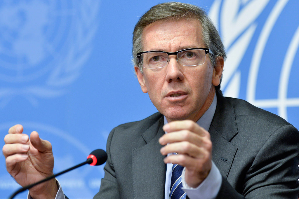 Le Représentant spécial et Chef de la Mission d’appui des Nations Unies en Libye Bernardino León encourage la poursuite des discussions Bernardino Léon, Head of the UN Support Mission in Libya, has been desperately encouraging Libya's warring parties to negotiate