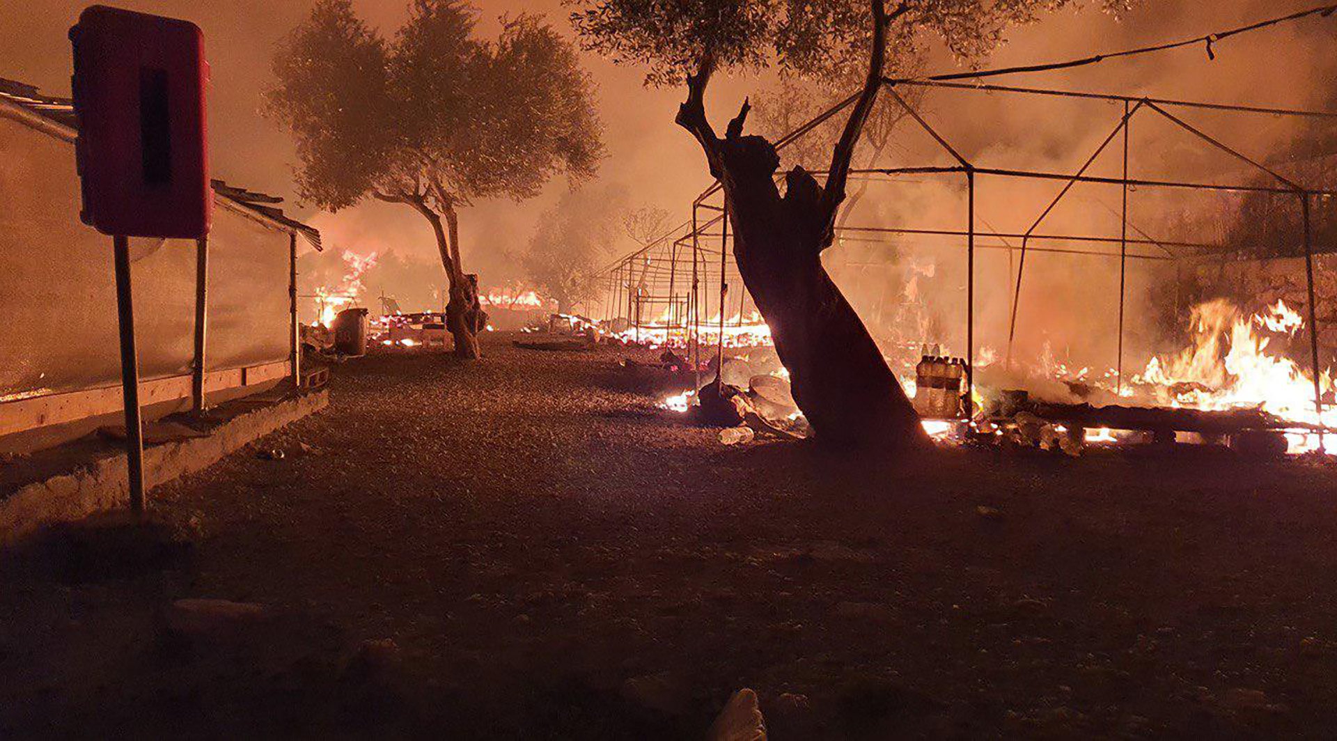 An image of the fires at Moria camp