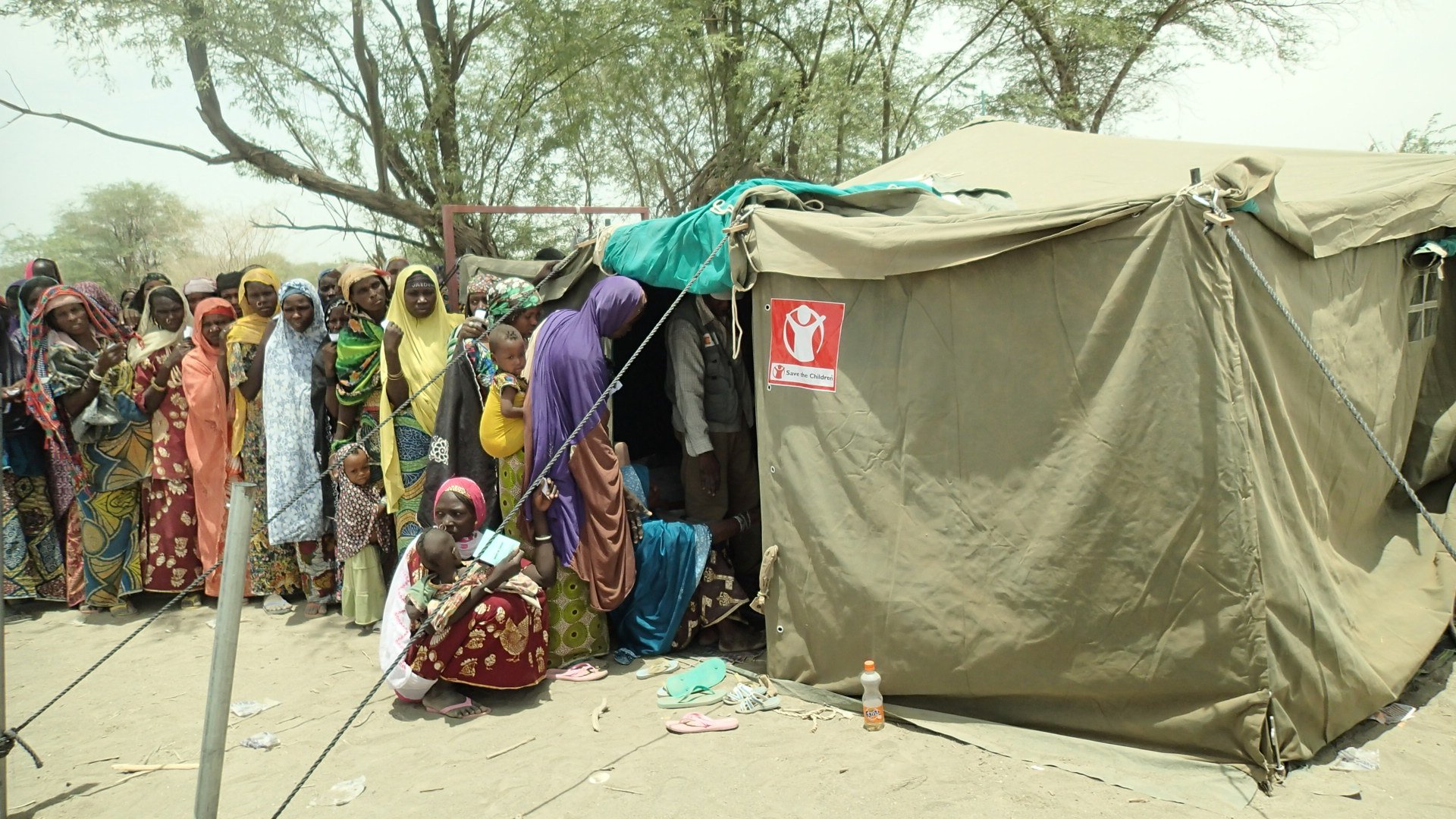 Food distribution at Kime Gana, N'guigmi, Diffa, Niger 