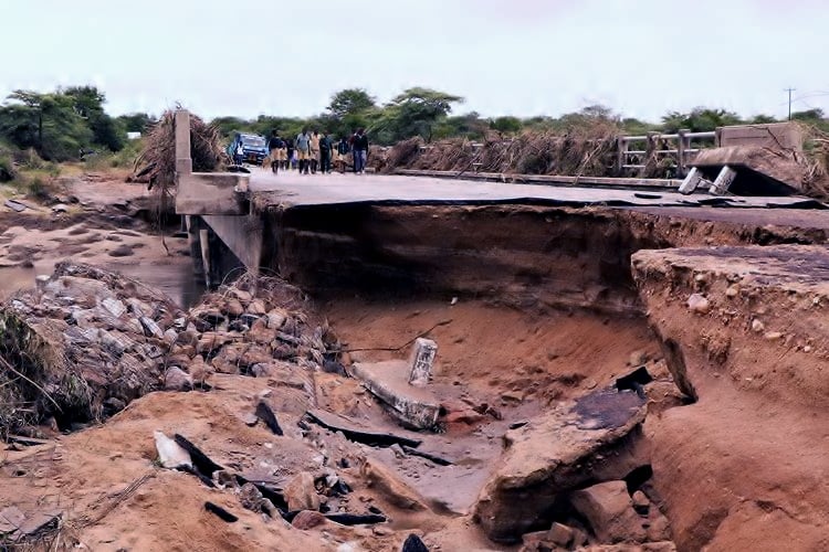 Nkankezi bridge at Insiza district in Zimbabwe's Matabeleland South Province was swept by floods following heavy rains in February 2017