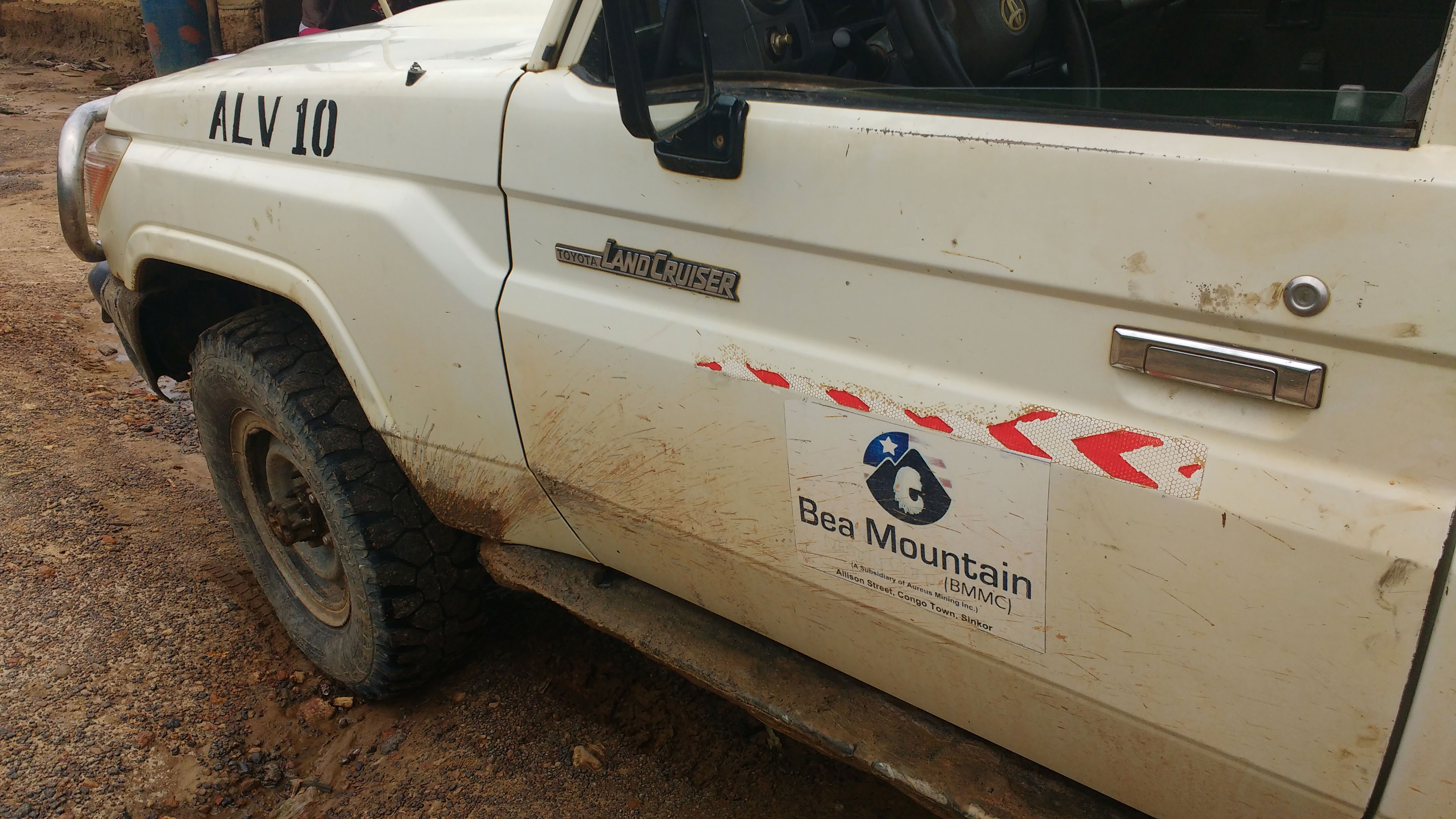 Vehicle of the New Liberty Gold mine project with the logo of the company created by Taylor's close ally