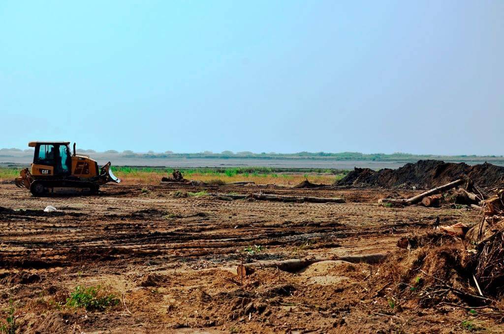 Bulldozer near Hla Poe Kaung village, Myanmar