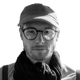 A headshot of Guy Peterson.