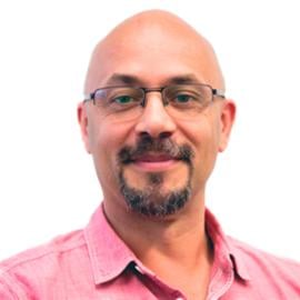 A headshot of Obi Anyadike.