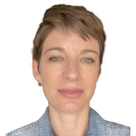 A headshot of Lauren Evans.