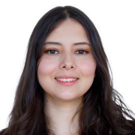 A headshot of Lara Loaiza Arias.