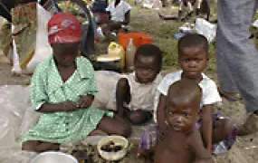 [Mozambique] Child in Chacalane camp.

