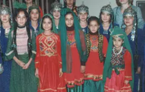 [Turkmenistan] Afghan and Tajik refugees celebrate on World Refugee Day.