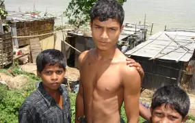 Floods are a way of life for 16-year-old Miraj and his brothers who live along along the Tongi River in the Ashulia district of northern Dhaka. Bangladesh is one of the most flood-prone countries in the region. One-third of the country floods each year du