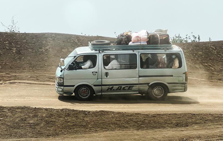 Families flee RSF advances in Sudan's El Gezira state, on Sennar Road in the city of al-Dinder, Sennar state, Sudan, June 12, 2024.