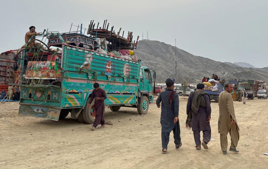 header-newsfeature-migration-pakistan-afghanistan.jpg