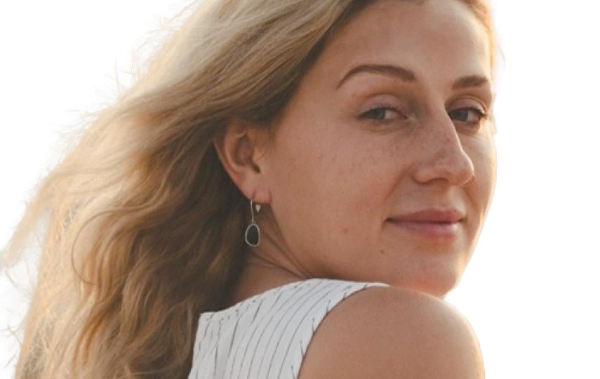 A headshot of Kate McMahon.