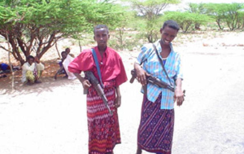 [Somalia] Somali child-soldiers. [Date picture taken: 05/06/2006]