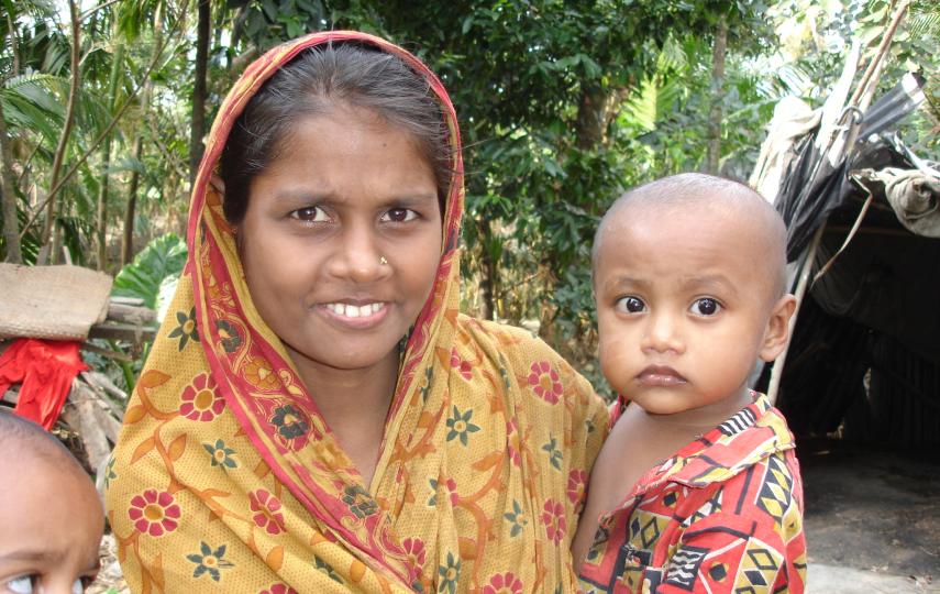 A mother and her child in cyclone-affected Patuakhali District, southern Bangladesh. Infants, young children and pregnant and lactating women are most vulnerable to malnutrition and micronutrient deficiencies because their nutritional requirements are gre