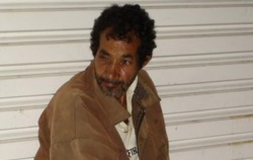 [Iraq] Former Ba'athist official Mustafa Bakri has lost his family, house and friends and now begs in the streets. [Date picture taken: 01/24/2007]