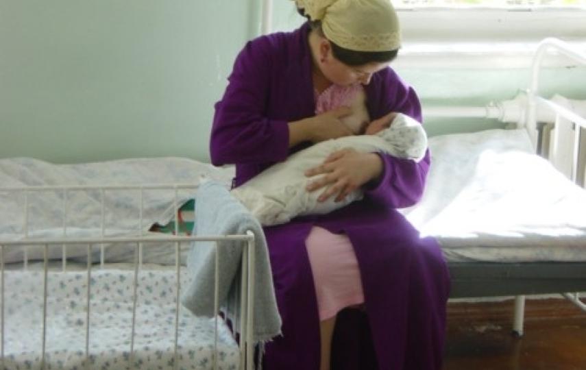 The new draft law on promoting breastfeeding aims at tackling health and nutrition problems among infants 