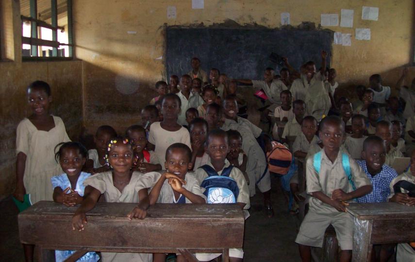 The first wave of no-fee primary students line up for the 2008-09 school year at Ahanoucope primary school in Lome.