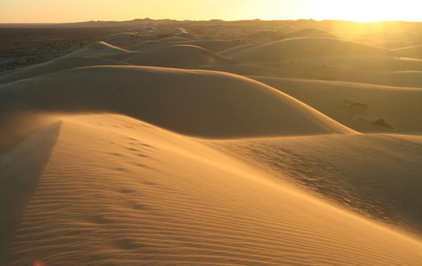 Creeping deserts