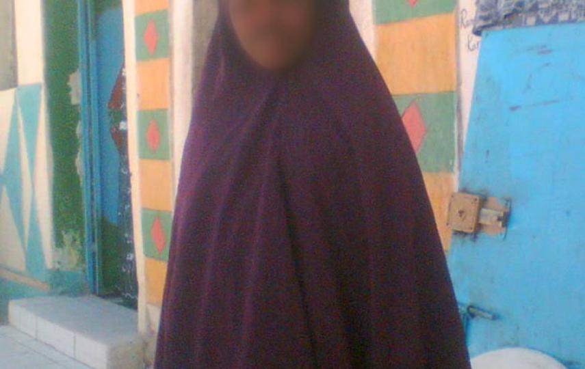 Fathiya Hasan, the first female child to works as a car washer in Hargeisa