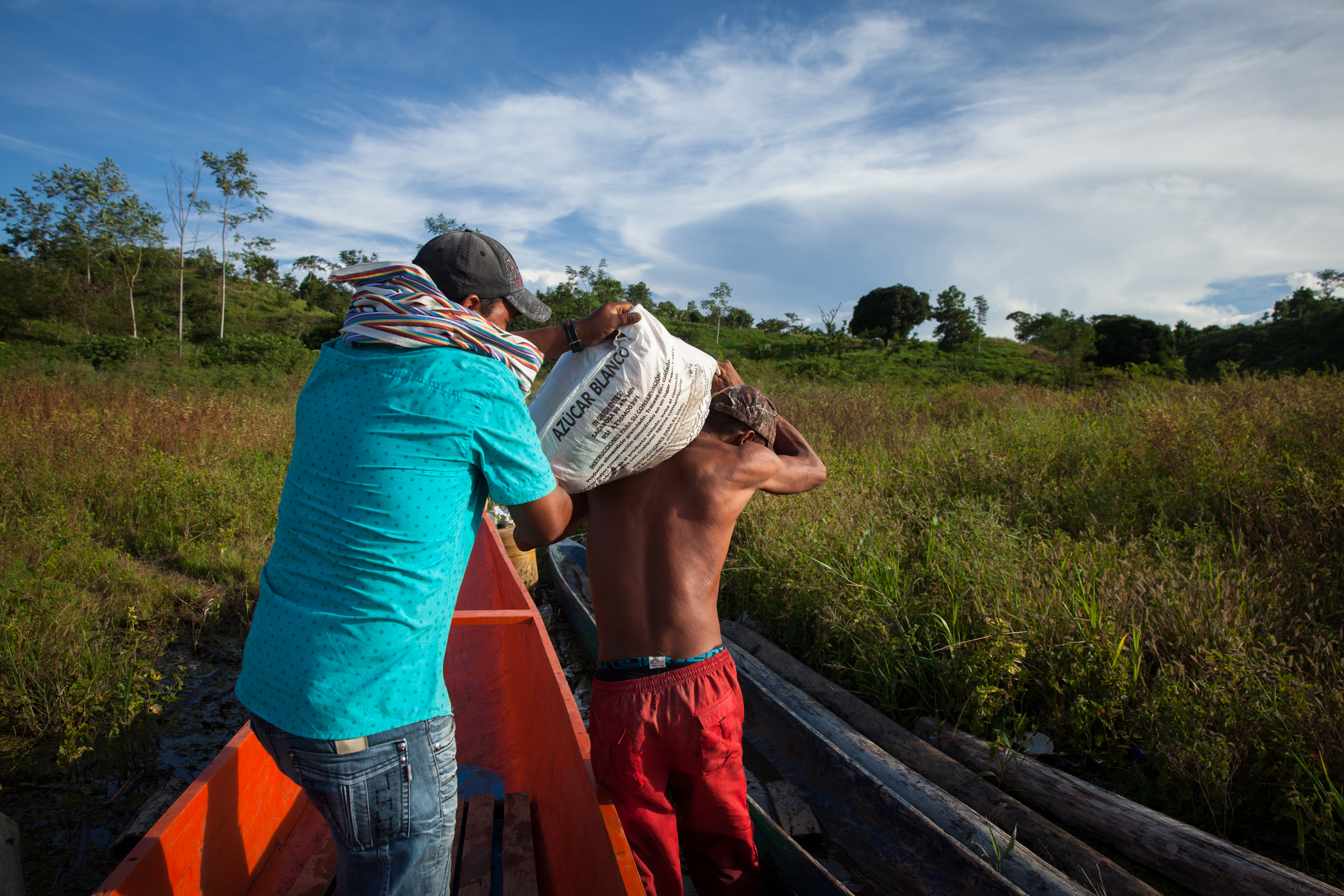 Unloadingboat DoNotReuse_