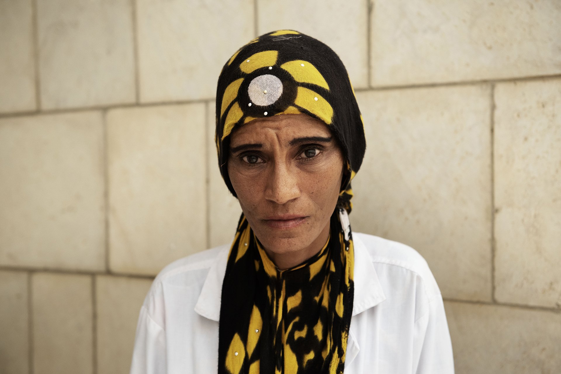 Portrait of a nurse in Yemen